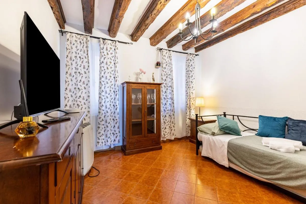 Image 1 of Ae Botti Apartment