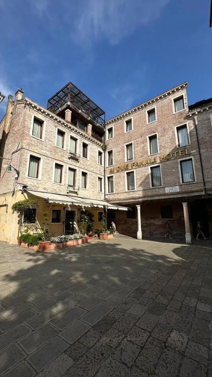 Image 3 of Ai Due Fanali