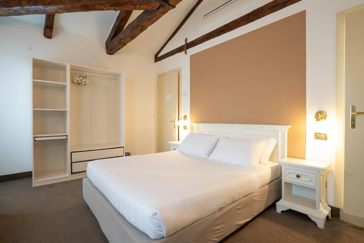 Image 1 of Alla Corte Rossa