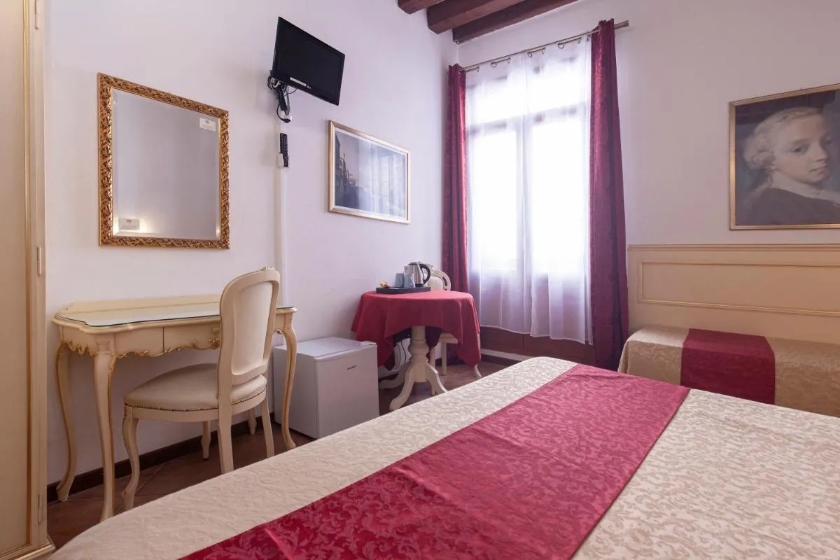 Image 4 of Alloggi SS Giovanni e Paolo