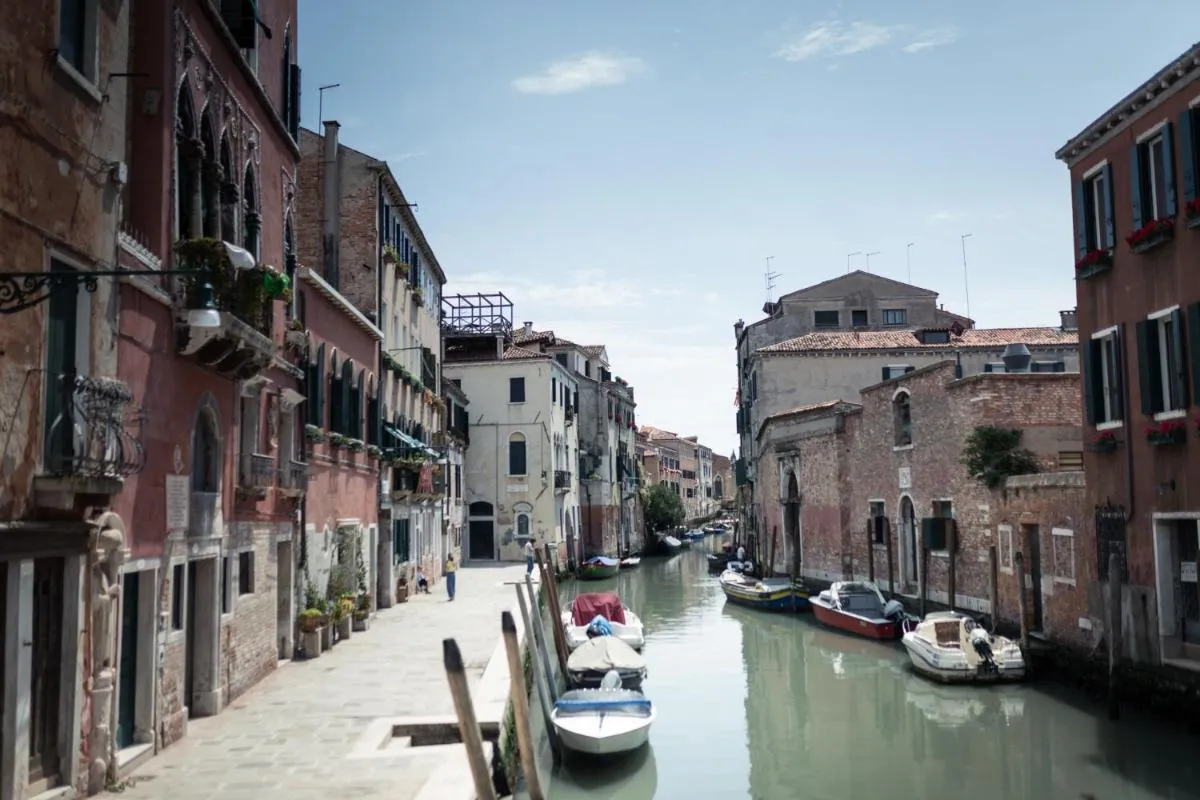 Image 5 of Amazing Modern Design Home, Campo dei Mori. WIFI