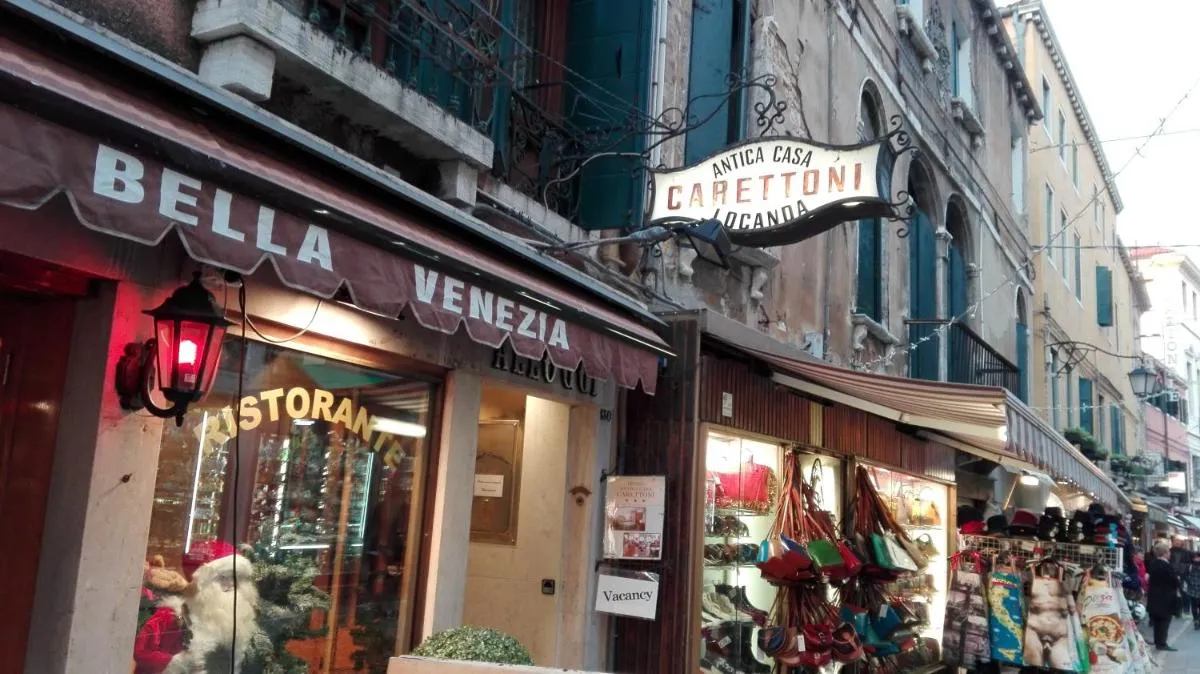 Image 5 of Antica Casa Carettoni