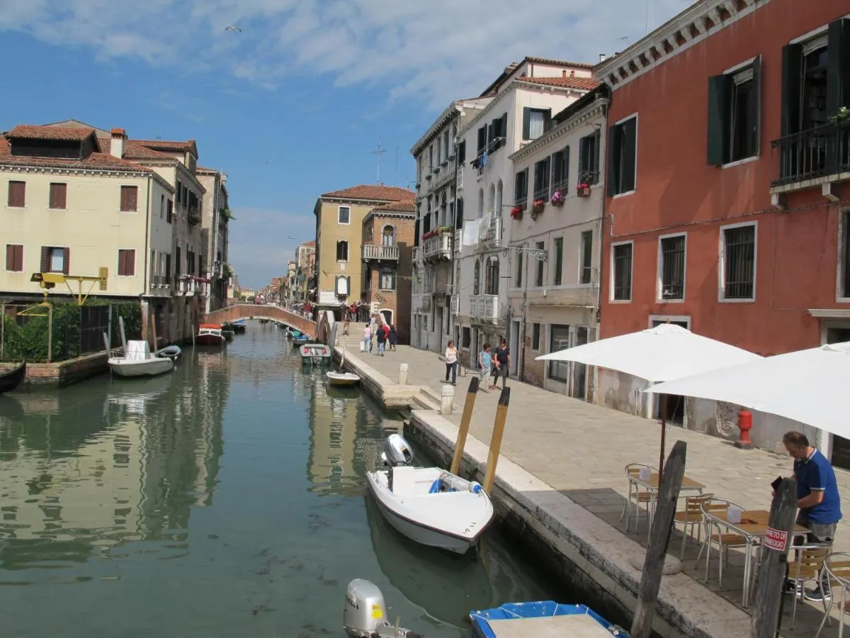 Image 4 of Antica Raffineria