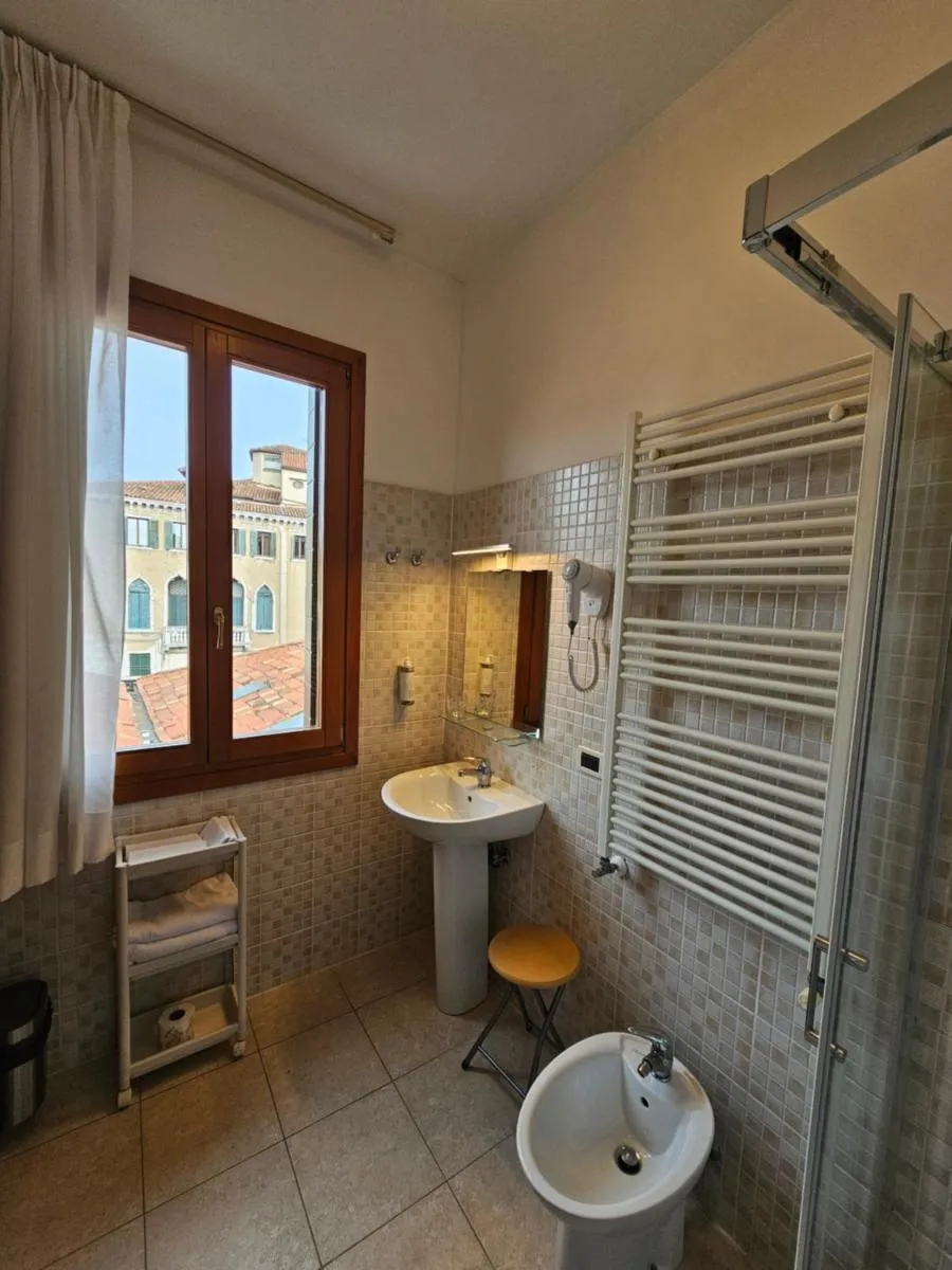 Image 2 of Antica Raffineria