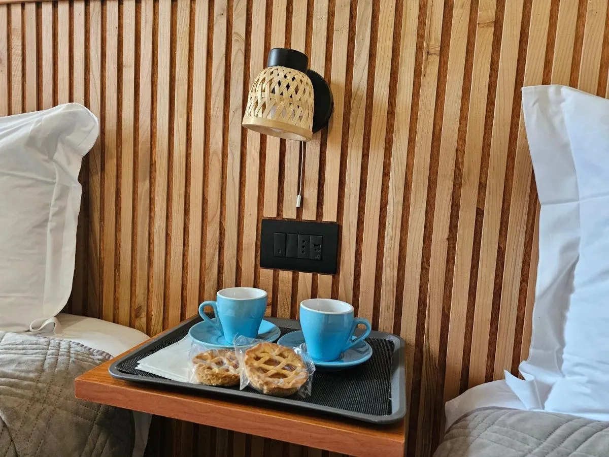 Image 3 of Antica Raffineria