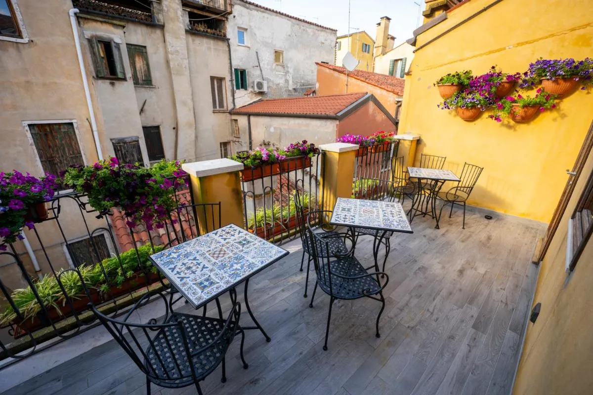 Image 5 of Antico Casin