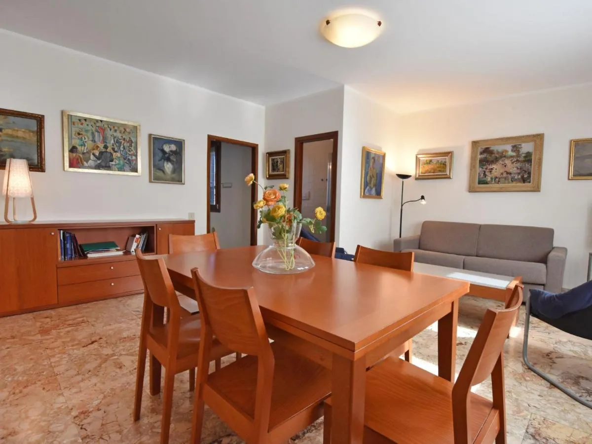 Image 5 of Apartment Casanas-1 by Interhome