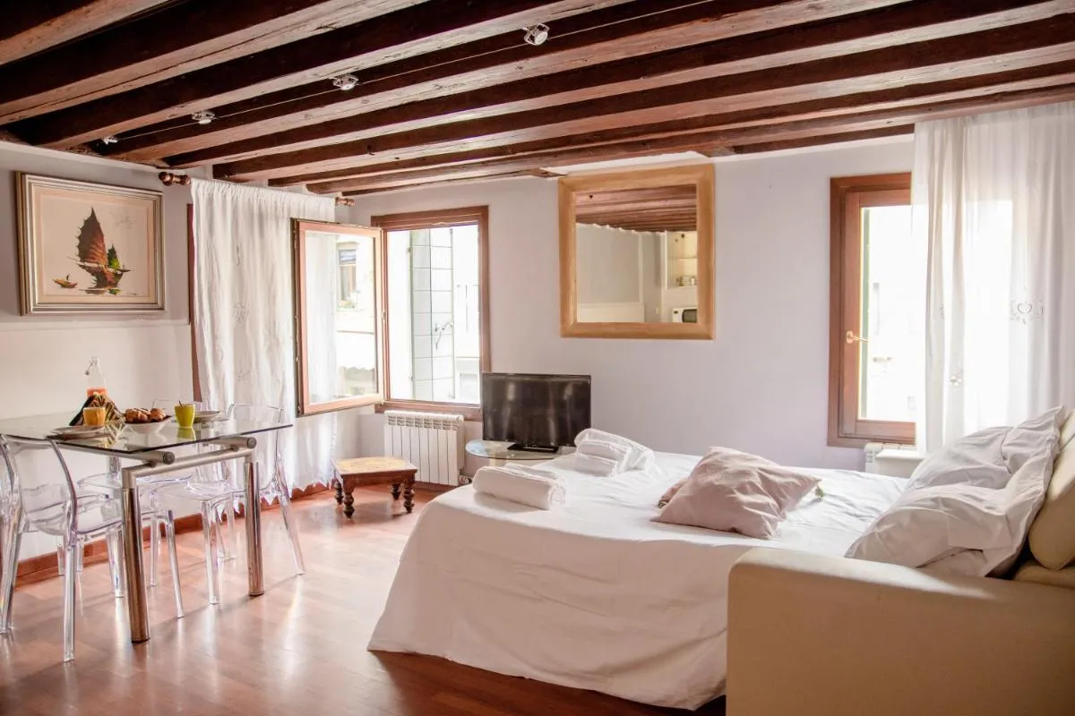 Image 1 of Appartamenti Superior in Via Garibaldi by Bricola Apartments