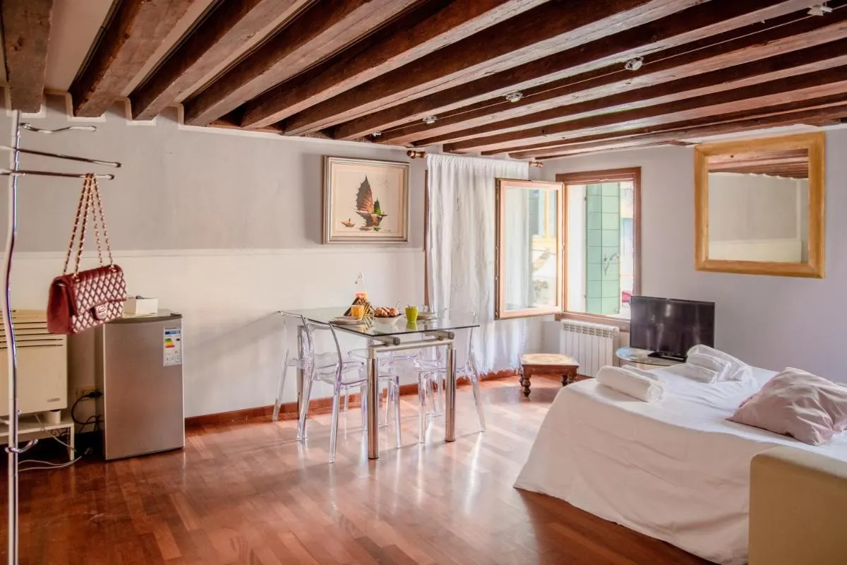 Image 6 of Appartamenti Superior in Via Garibaldi by Bricola Apartments