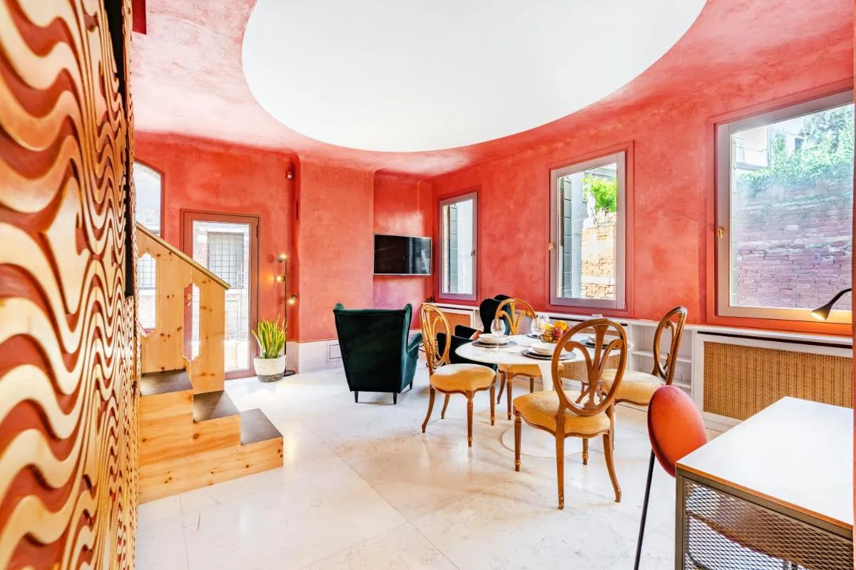 Image 4 of Appartamento di lusso con terrazza sull’acqua