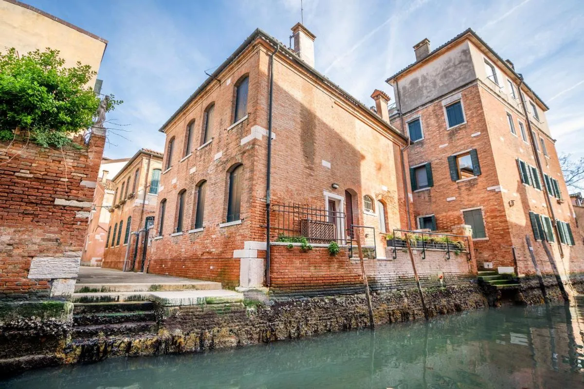 Image 5 of Appartamento di lusso con terrazza sull’acqua