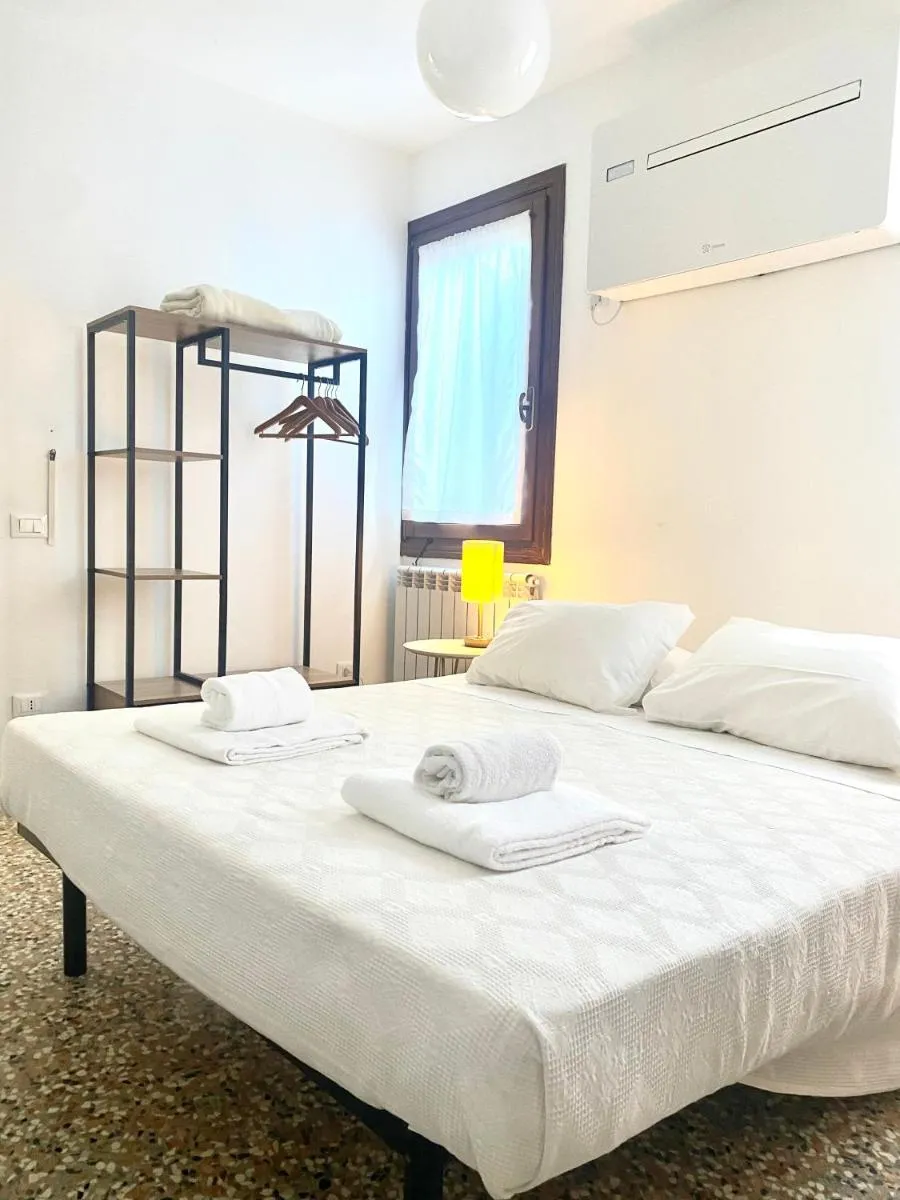 Image 1 of Appartamento vicino alla Chiesa della Salute