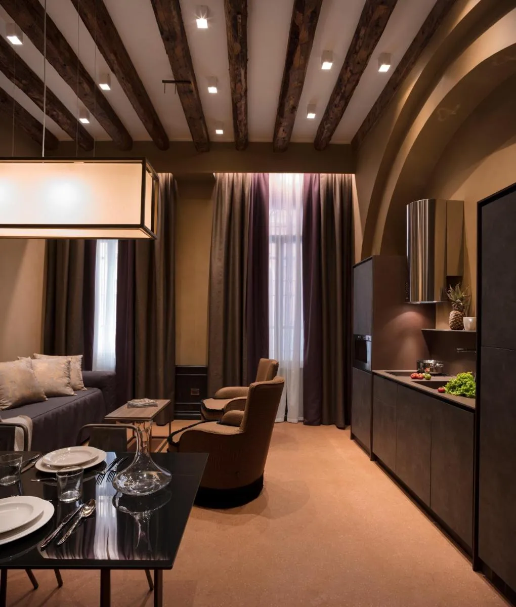 Image 4 of Aqua Apartments