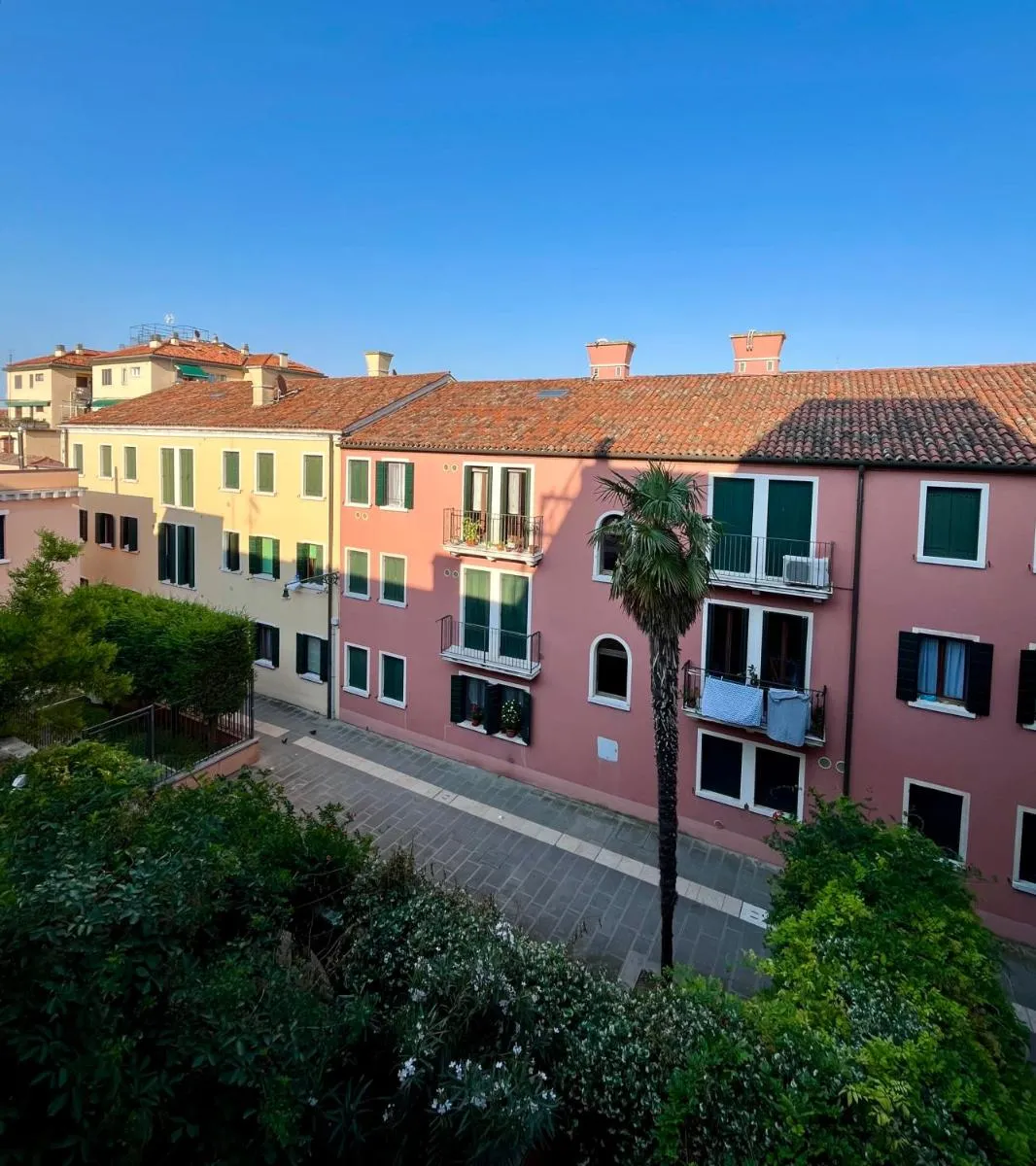 Image 4 of Art District Loft Venice