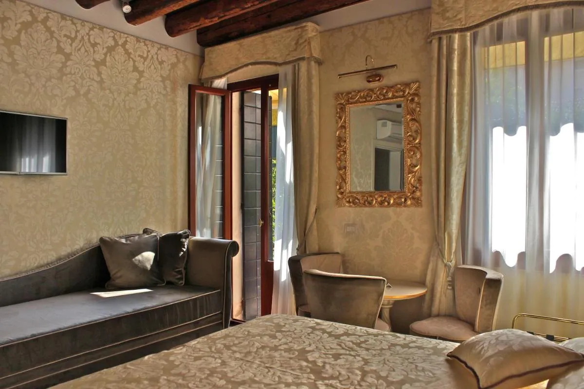 Image 2 of B&B Patatina