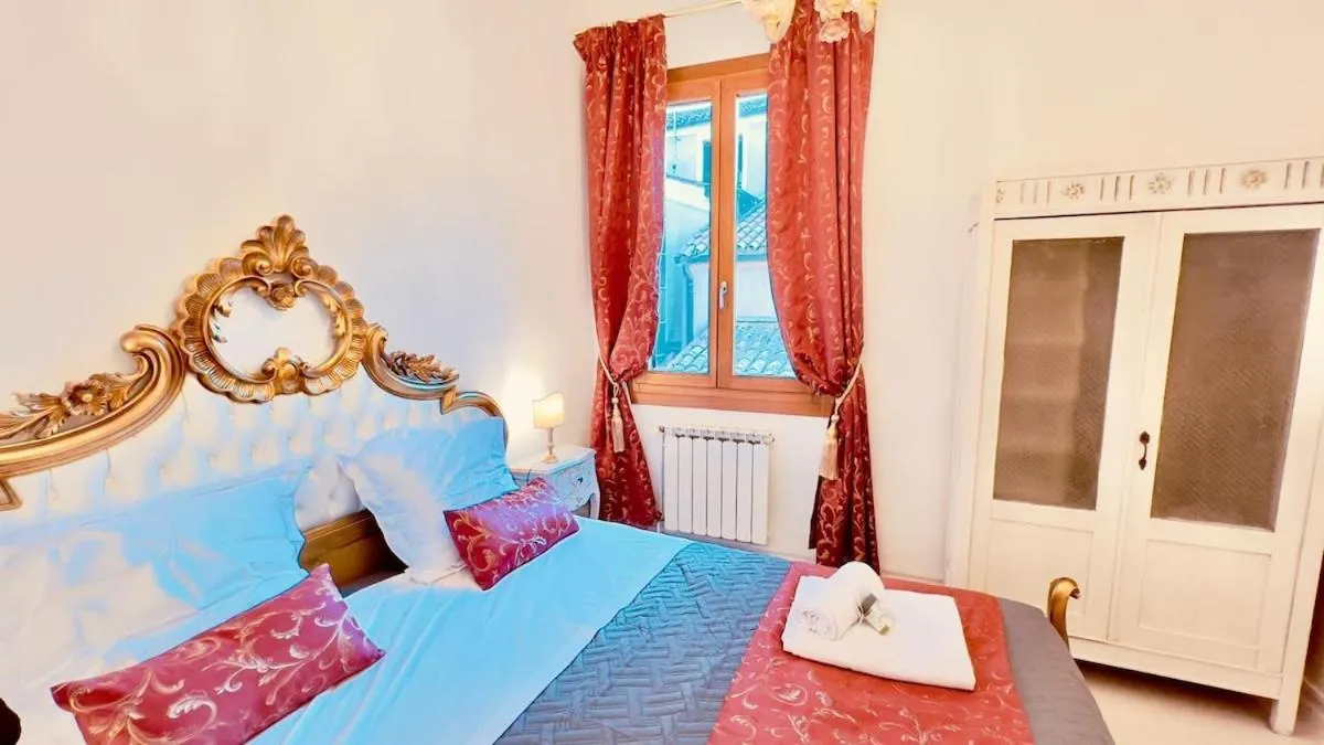 Image 1 of Behind Ca’ Fumiani en Charme