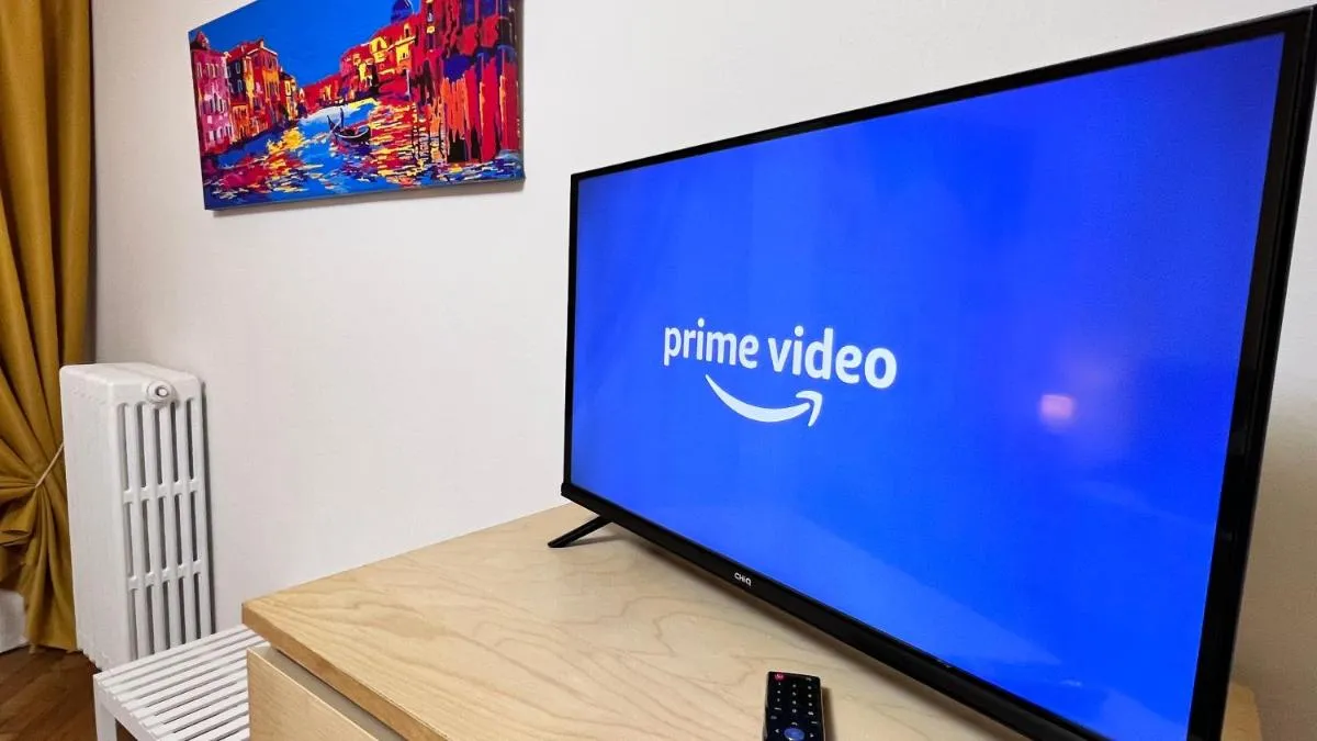 Image 5 of Behind On The Canalside Venice