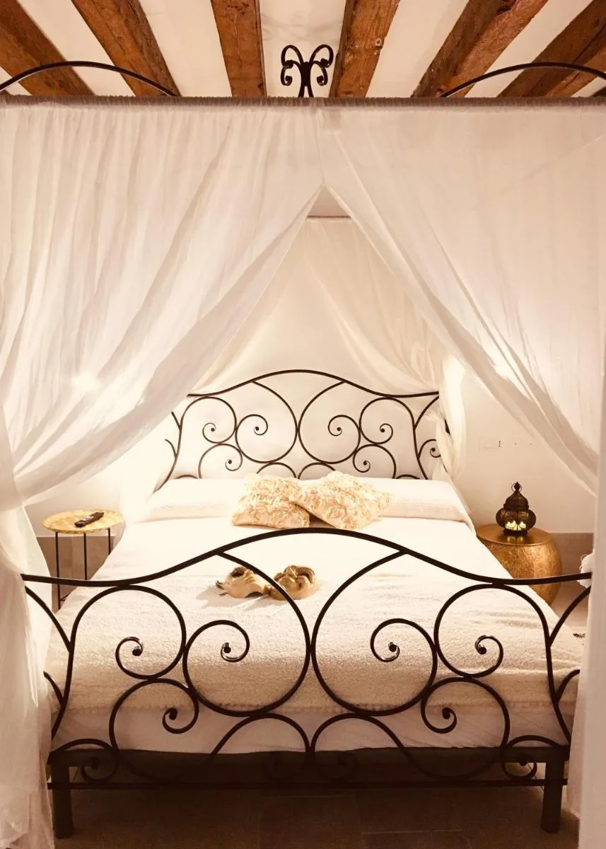 Image 6 of Bianca Cappello House