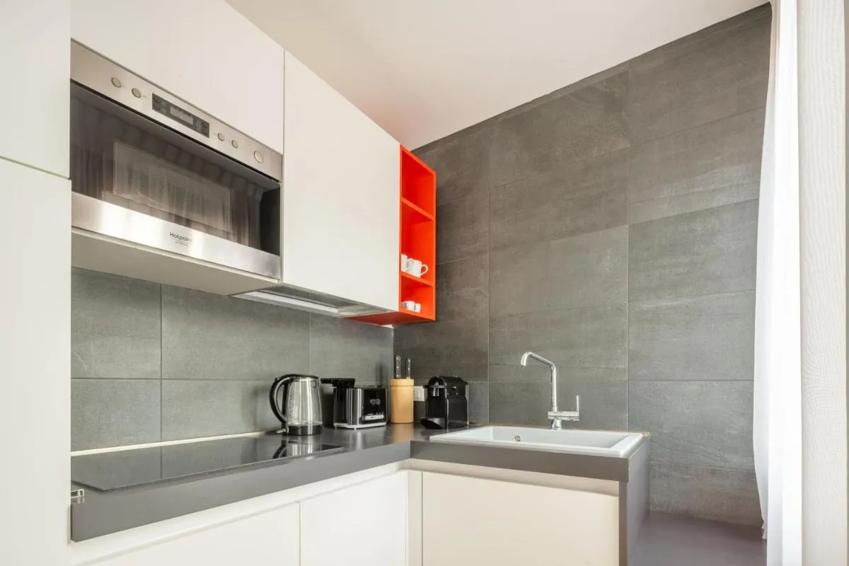 Image 6 of Biennale Palace R&R