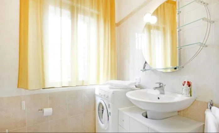 Image 2 of Bricola Biennale Apartments