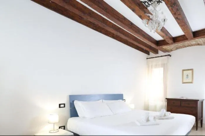 Image 6 of Bricola Biennale Apartments