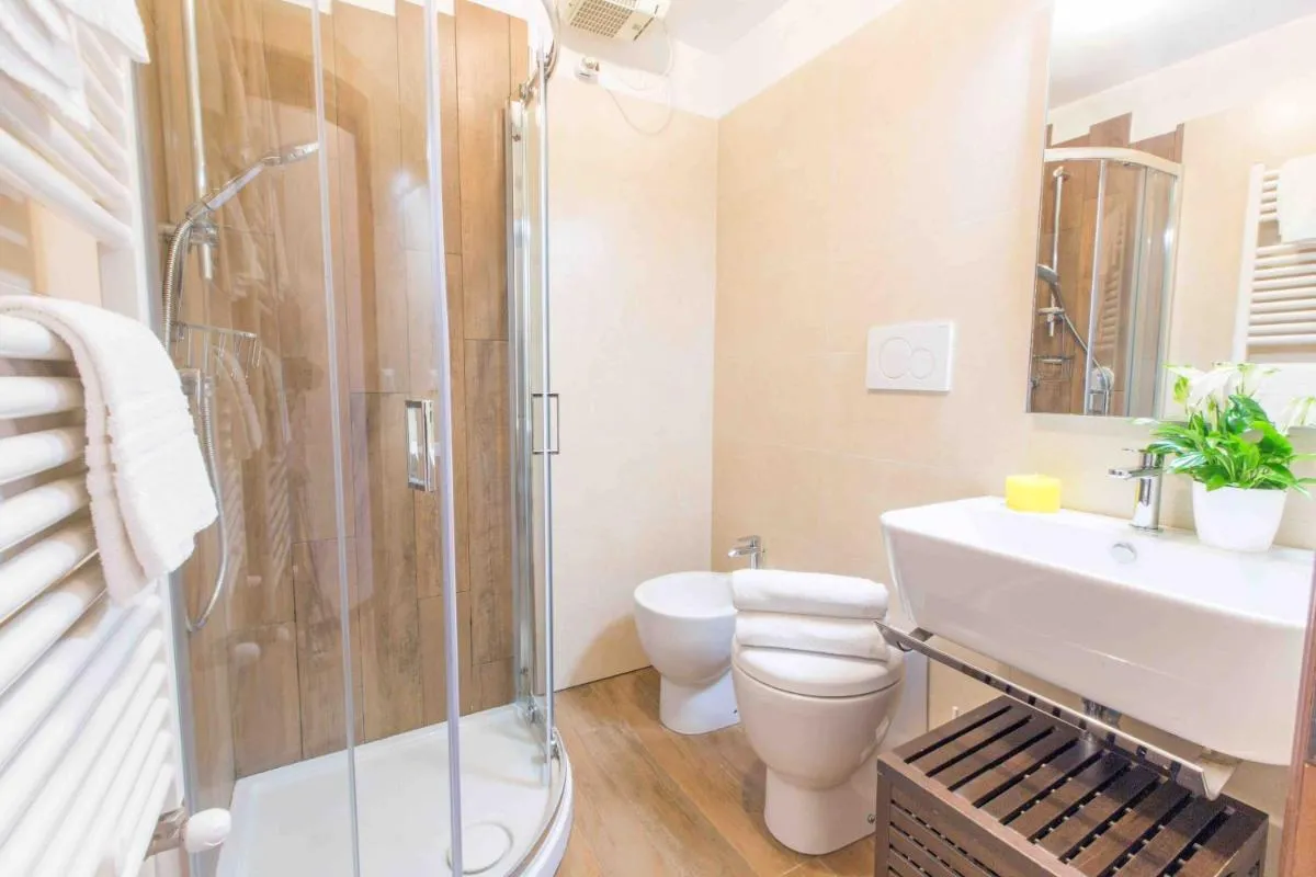 Image 2 of CA CAMMELLO private terrace and canal view