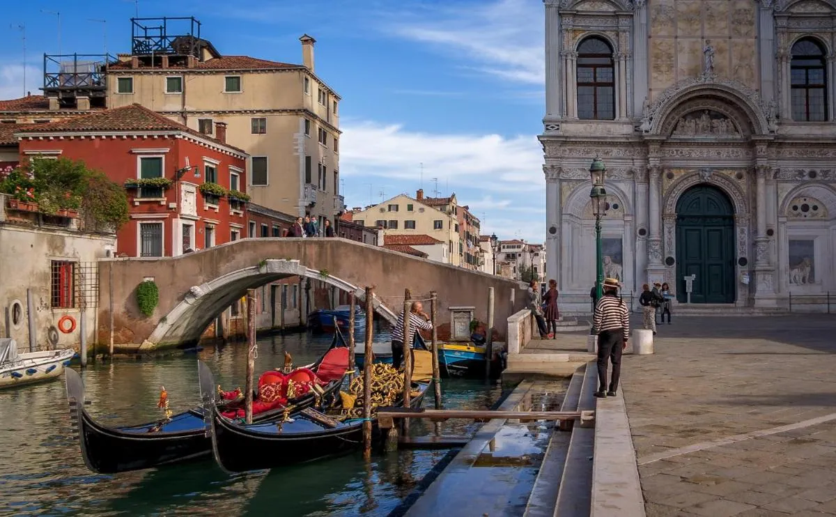 Image 5 of CA CICOGNA air conditioning and fast WiFi, central location apartment