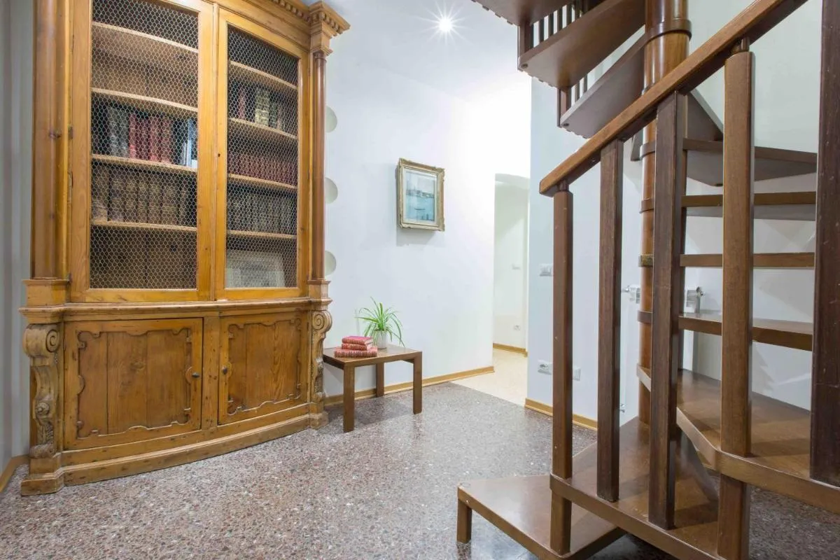 Image 4 of CA GRIMANI private terrace