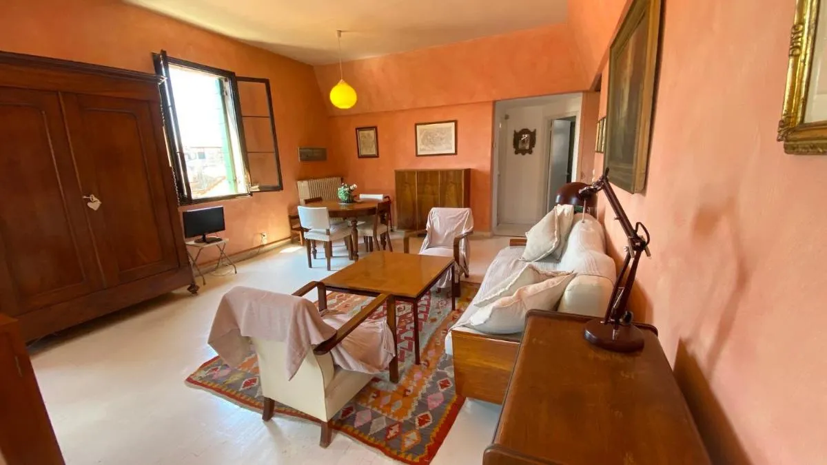 Image 4 of CA’ ROMANTICA – BIG APPARTMENT at ACCADEMIA