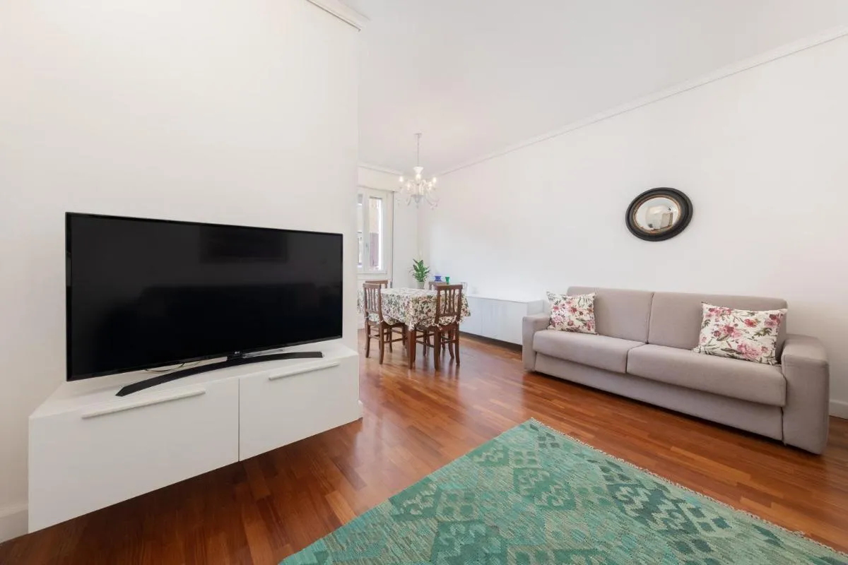 Image 4 of COLOMBINA HOME Venice with canal view