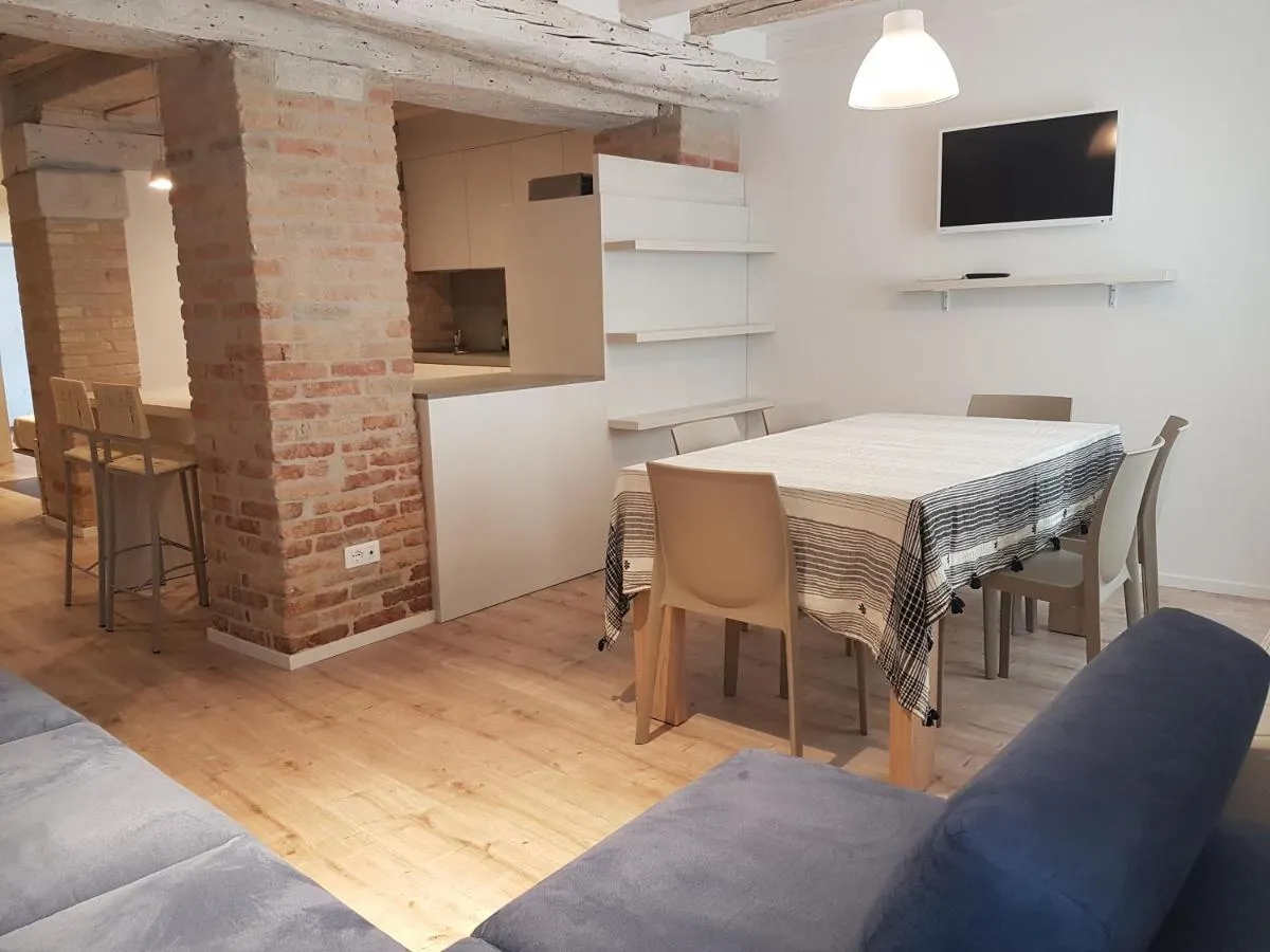 Image 1 of CORTE SCONTA Mini-Loft