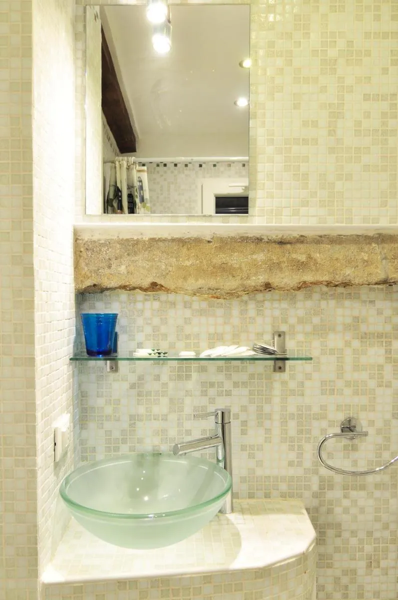 Image 3 of COZY APARTMENT NEAR RIALTO BRIDGE/ ST.MARK SQUARE