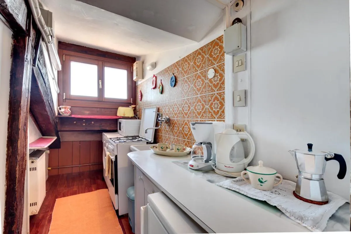 Image 3 of Ca’ Badoer Attic