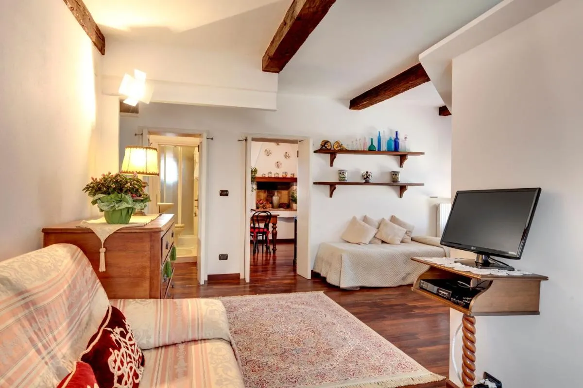 Image 4 of Ca’ Badoer East Studio