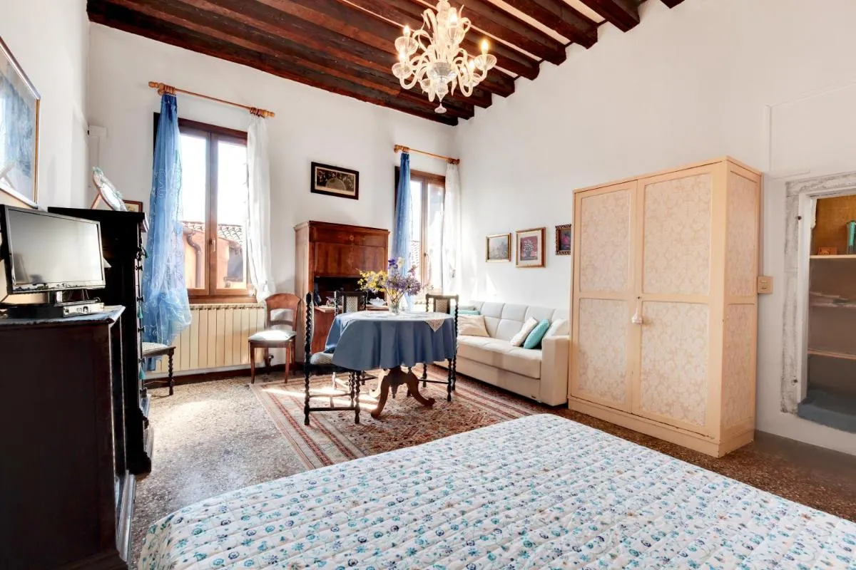 Image 6 of Ca’ Badoer West Studio