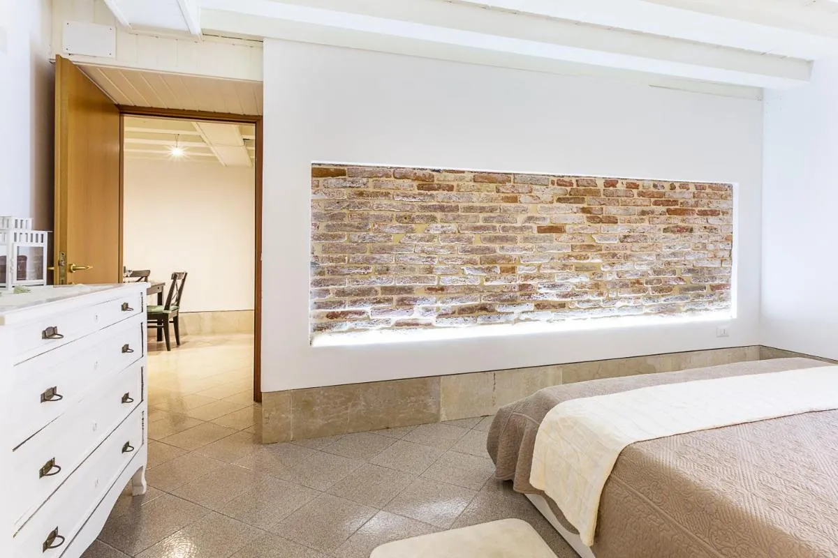 Image 6 of Cà Biennale, respirare la Venezia autentica!