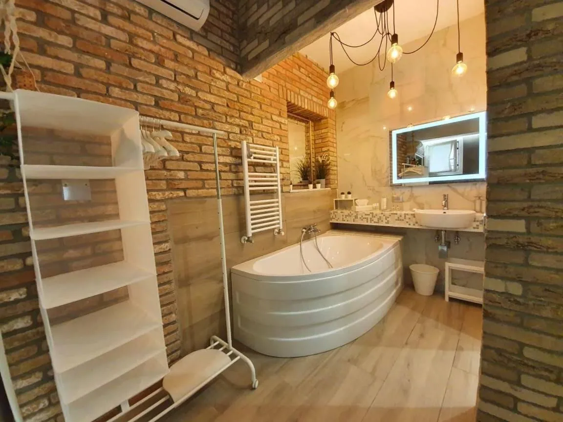 Image 2 of Ca Cici Venice loft apartment