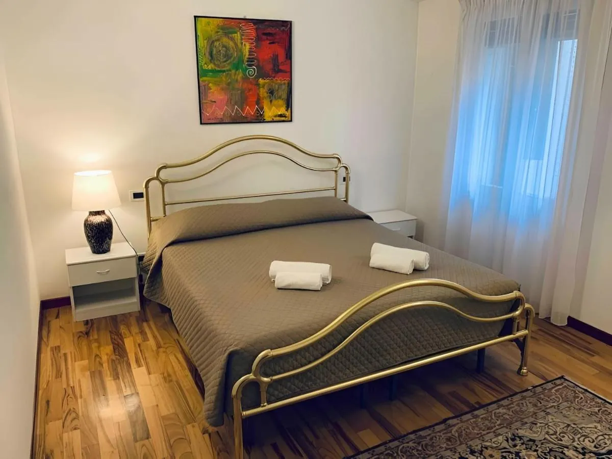 Image 6 of Ca’ De Mezo near San Marco