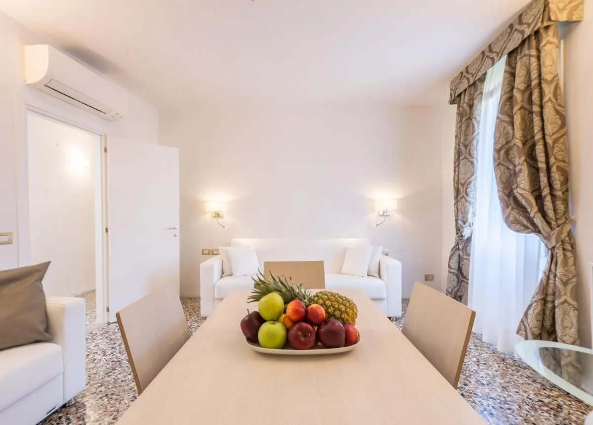 Image 3 of Ca’ Dorè