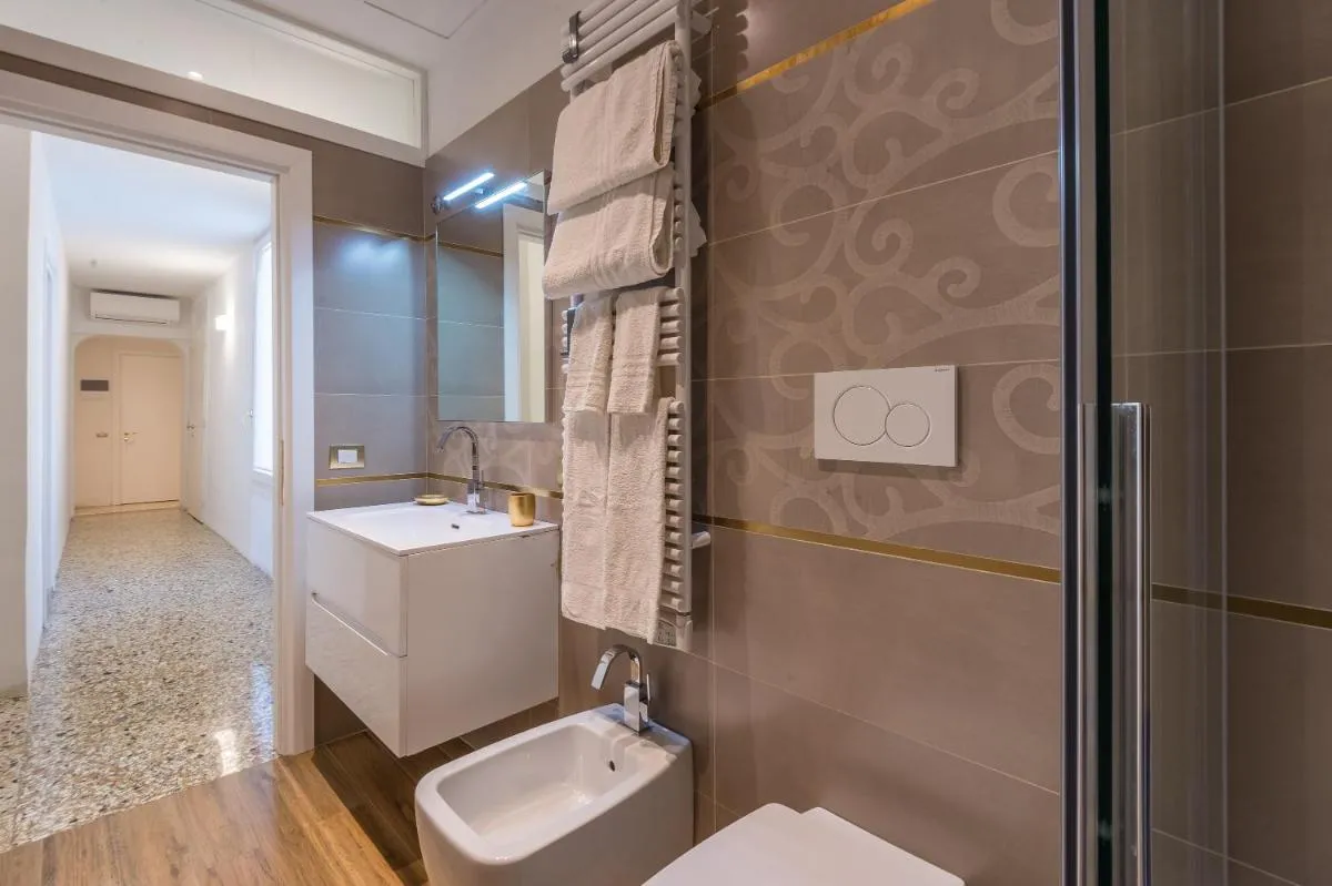 Image 2 of Ca’ Dorè