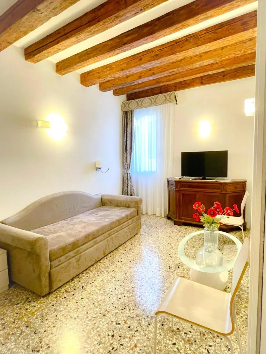 Image 4 of Ca’ Dorè