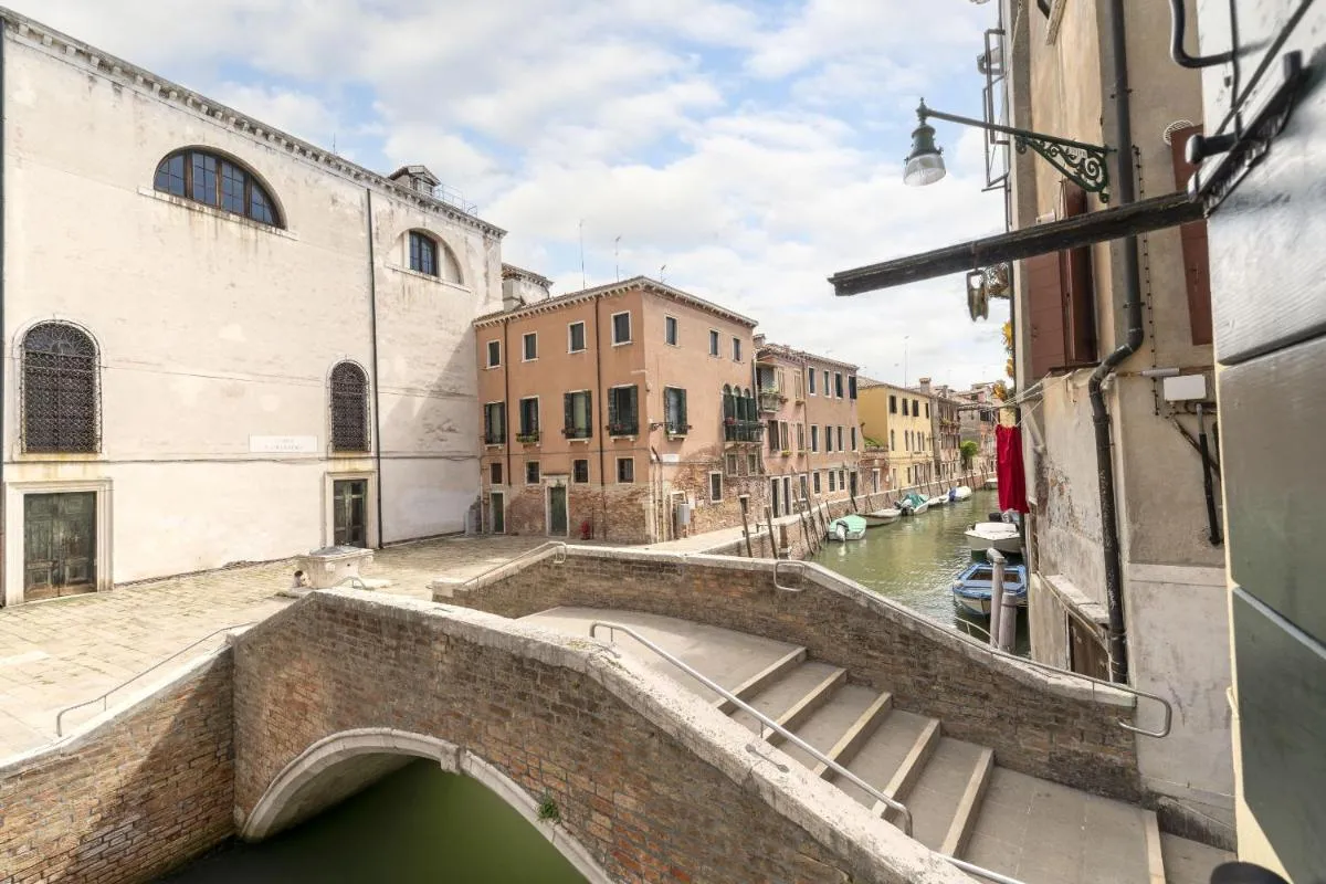 Image 1 of Ca’ Fosca Home – Campo Santa Fosca by Wonderful Italy