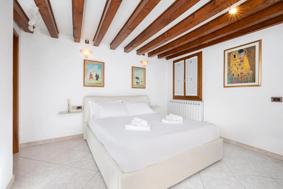 Image 6 of Ca Giardini Apartments in Biennale by Bricola Apartments