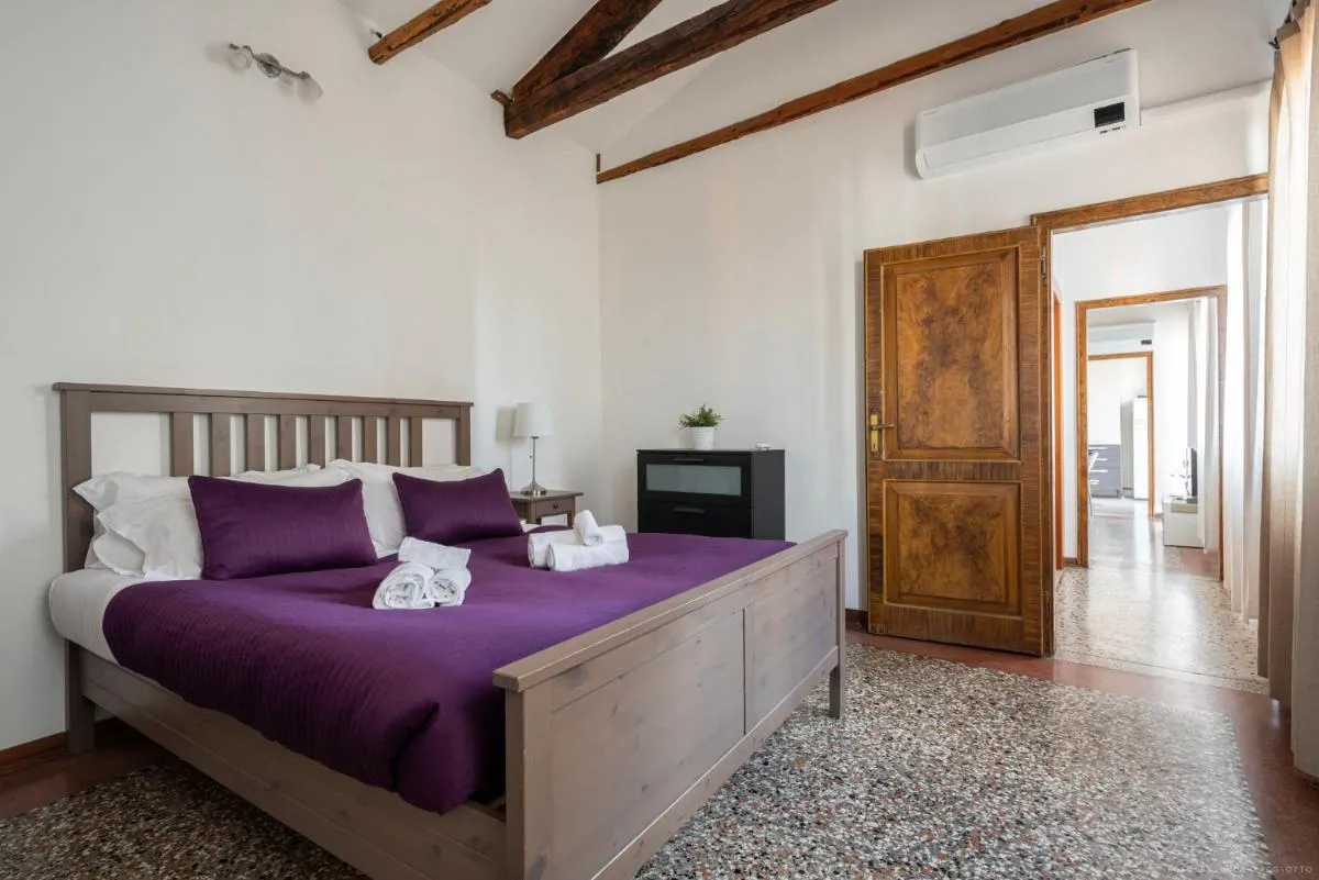 Image 6 of Ca’ Giorgia Balcony House