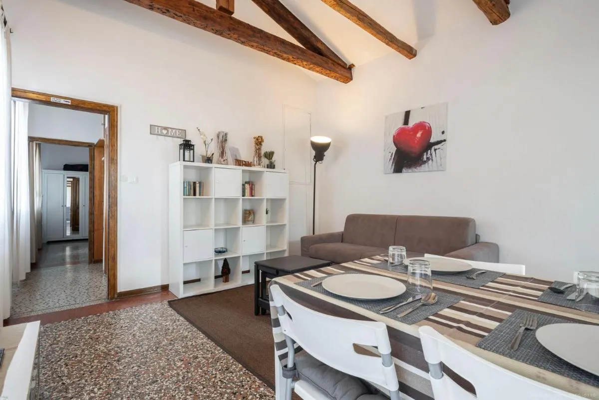 Image 3 of Ca’ Giorgia Balcony House