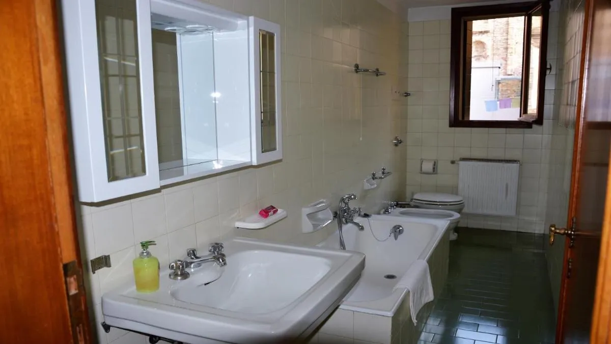 Image 2 of Cà Lezze Bell’appartamento nel cuore di Venezia