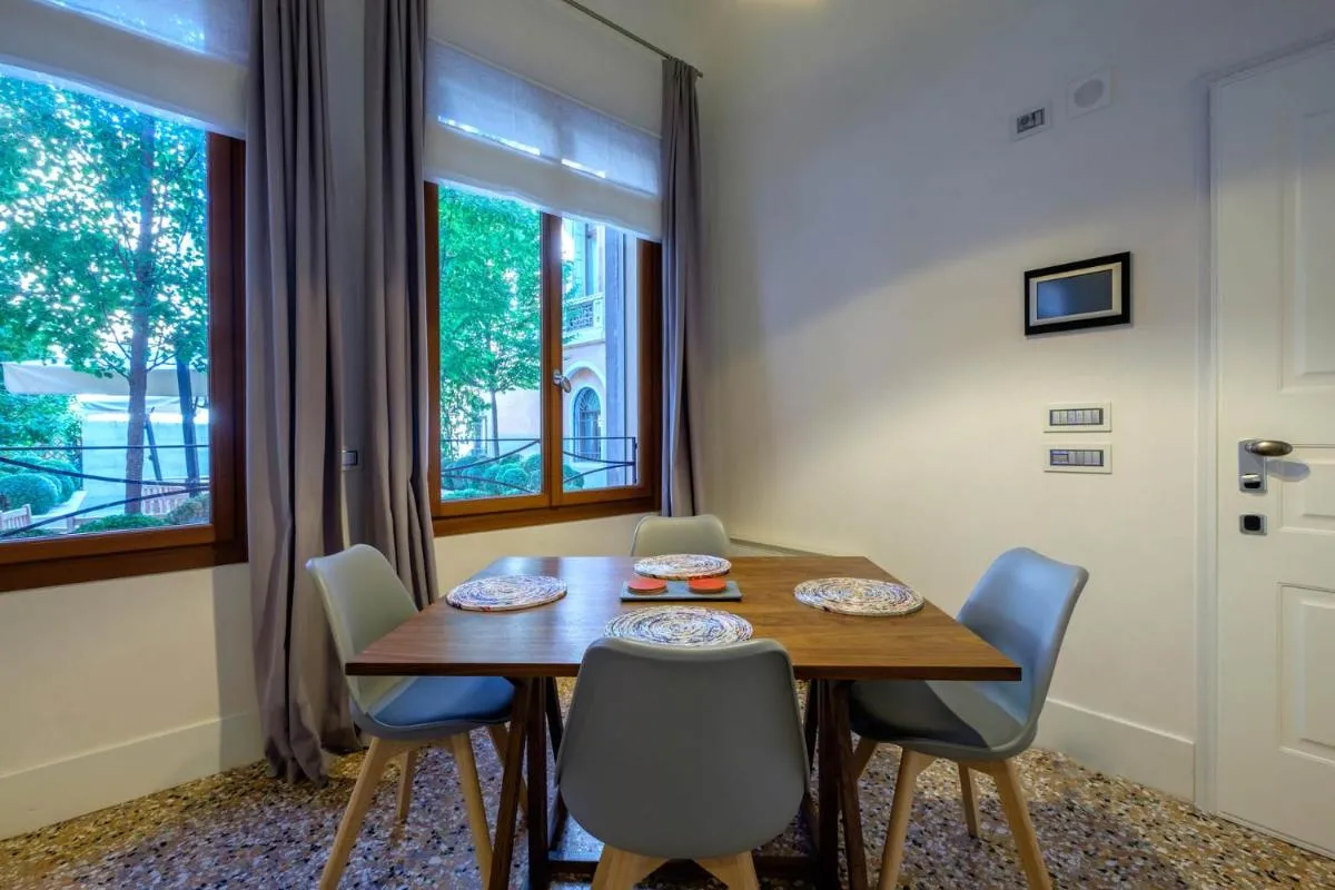 Image 3 of Ca’ Molin Cuoridoro – Guarana