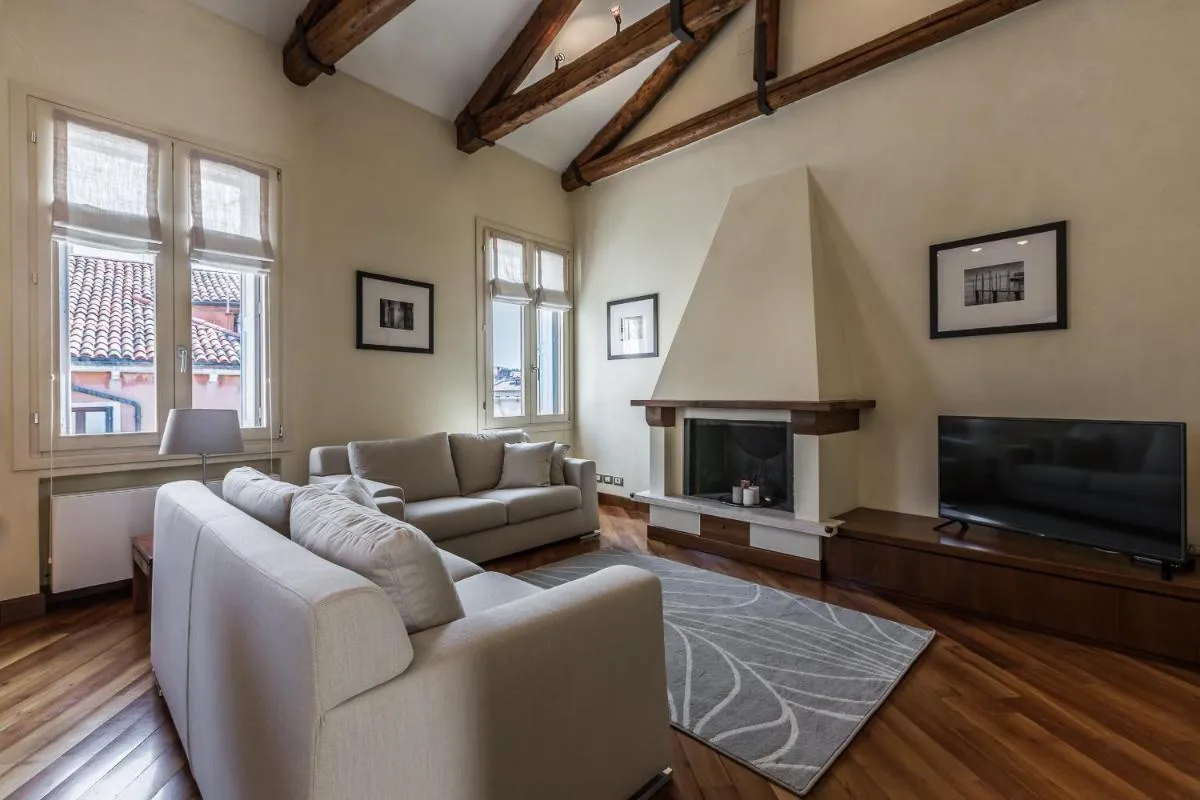 Image 4 of Ca’ Pantalon Terrace