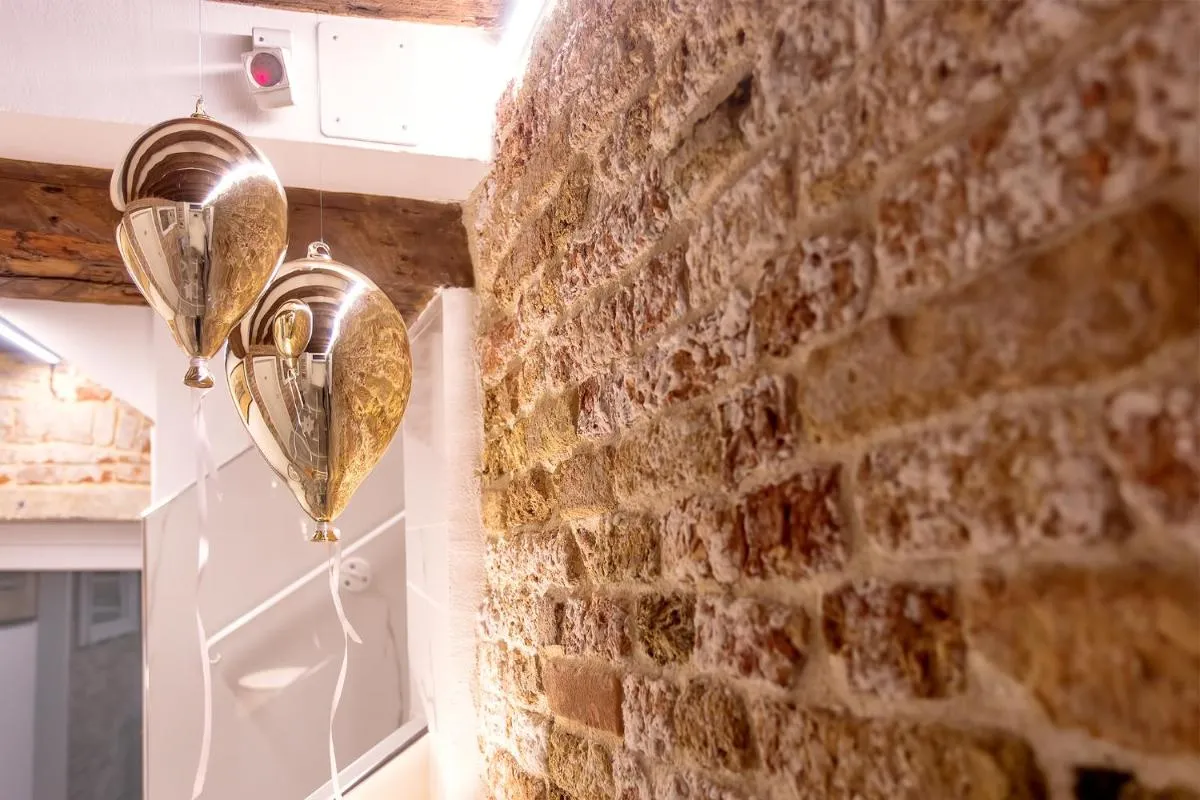 Image 1 of CàPatron