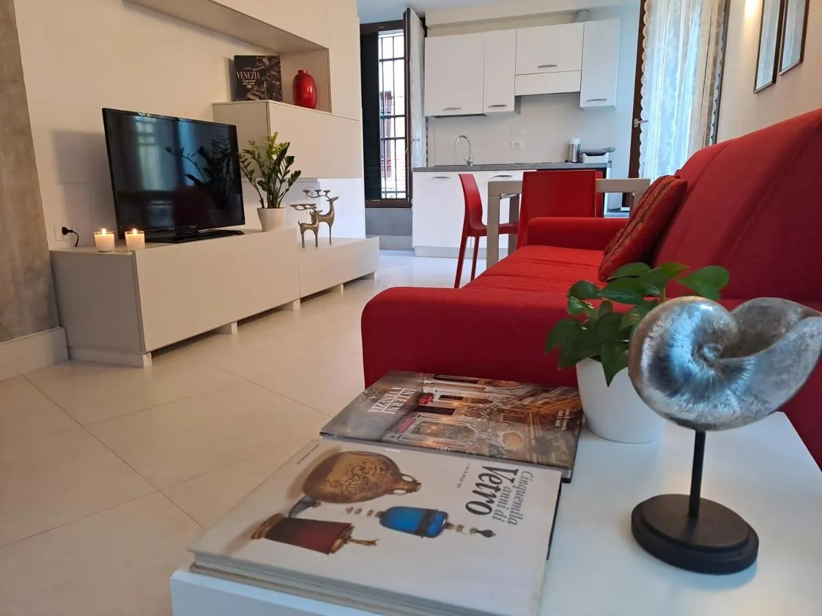 Image 4 of Ca’ Priuli 2